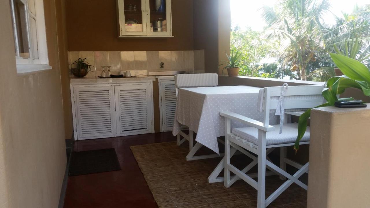 Вилла Lobster Chalets Tofo Экстерьер фото