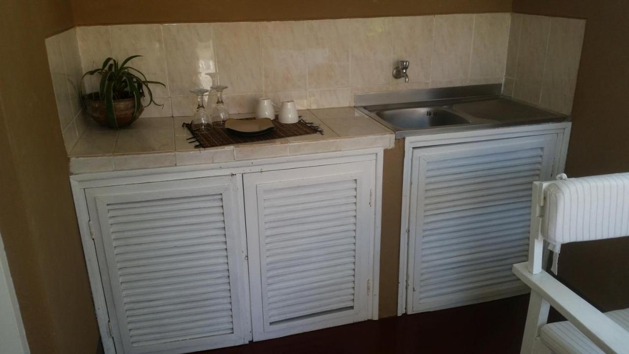 Вилла Lobster Chalets Tofo Экстерьер фото